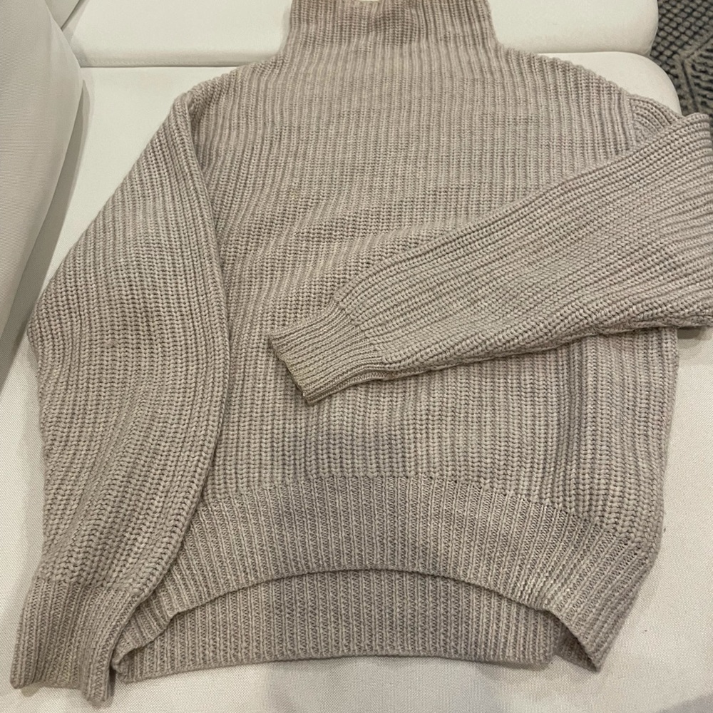 Aritzia Turtle Neck Knit Sweater